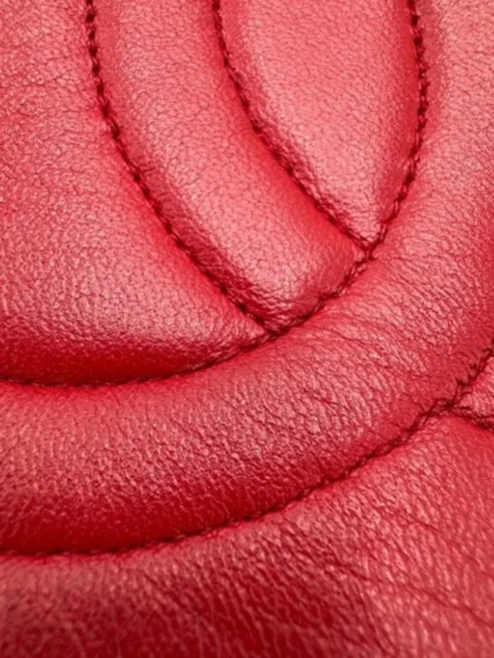 CHANEL Chain Shoulder Bag Lamb Skin Red Gold CC Auth 127505